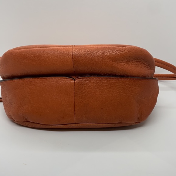 B Makowsky leather cross body small bag. - Picture 6 of 7